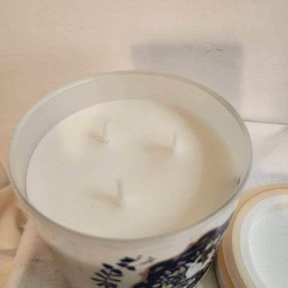 Bath & Body Works Easter Candy Basket 3-Wick Candle 14.5 oz Unused - Picture 3 of 5